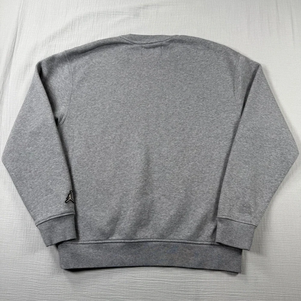 Jordan Mens‎ Plaid Logo Crewneck Sweatshirt Gray Medium Christmas Exclusive